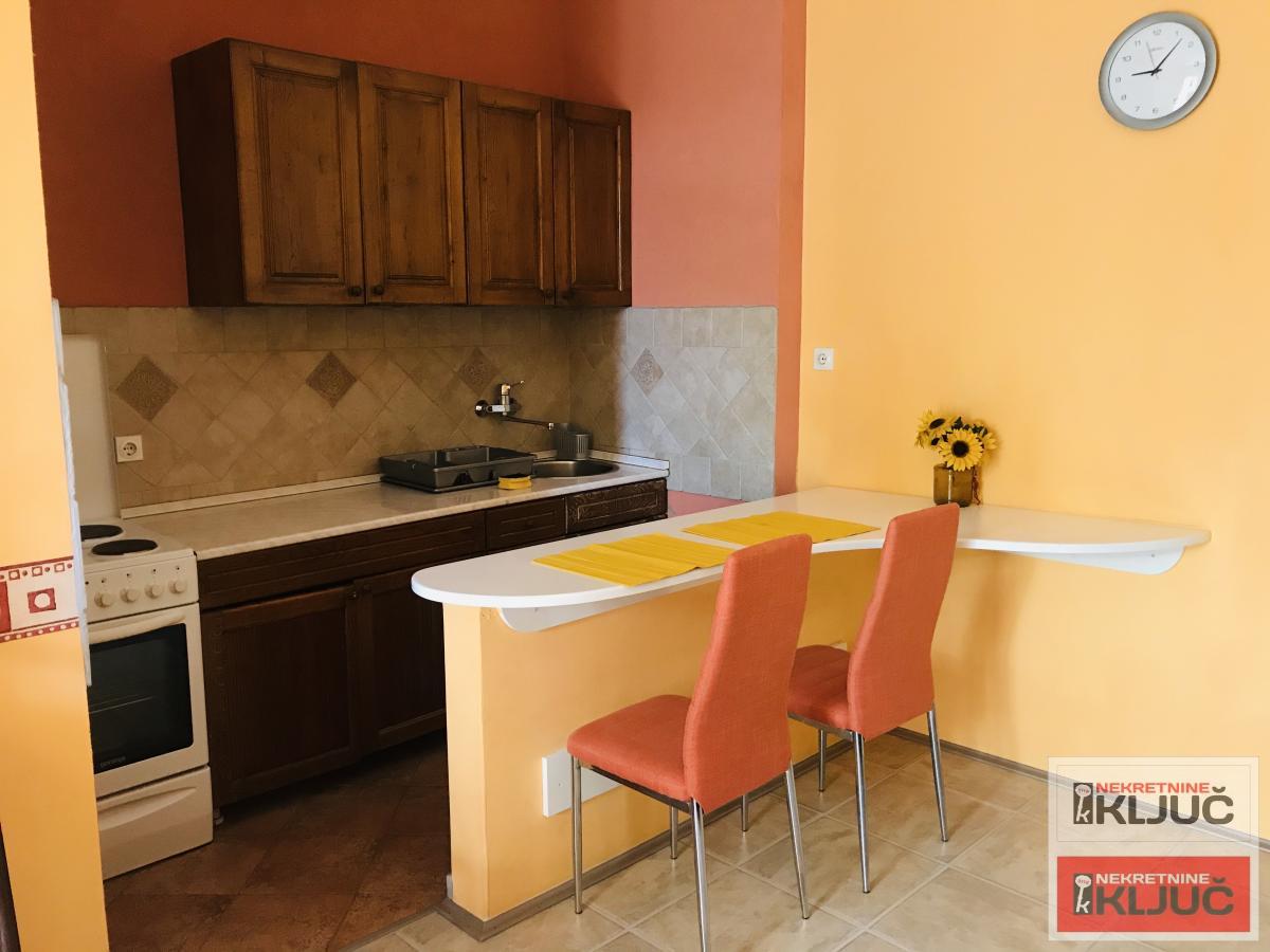 KOD IZVRŠNOG VEĆA, Jednoiposoban, 30m2+ 6m2 Terasa 3