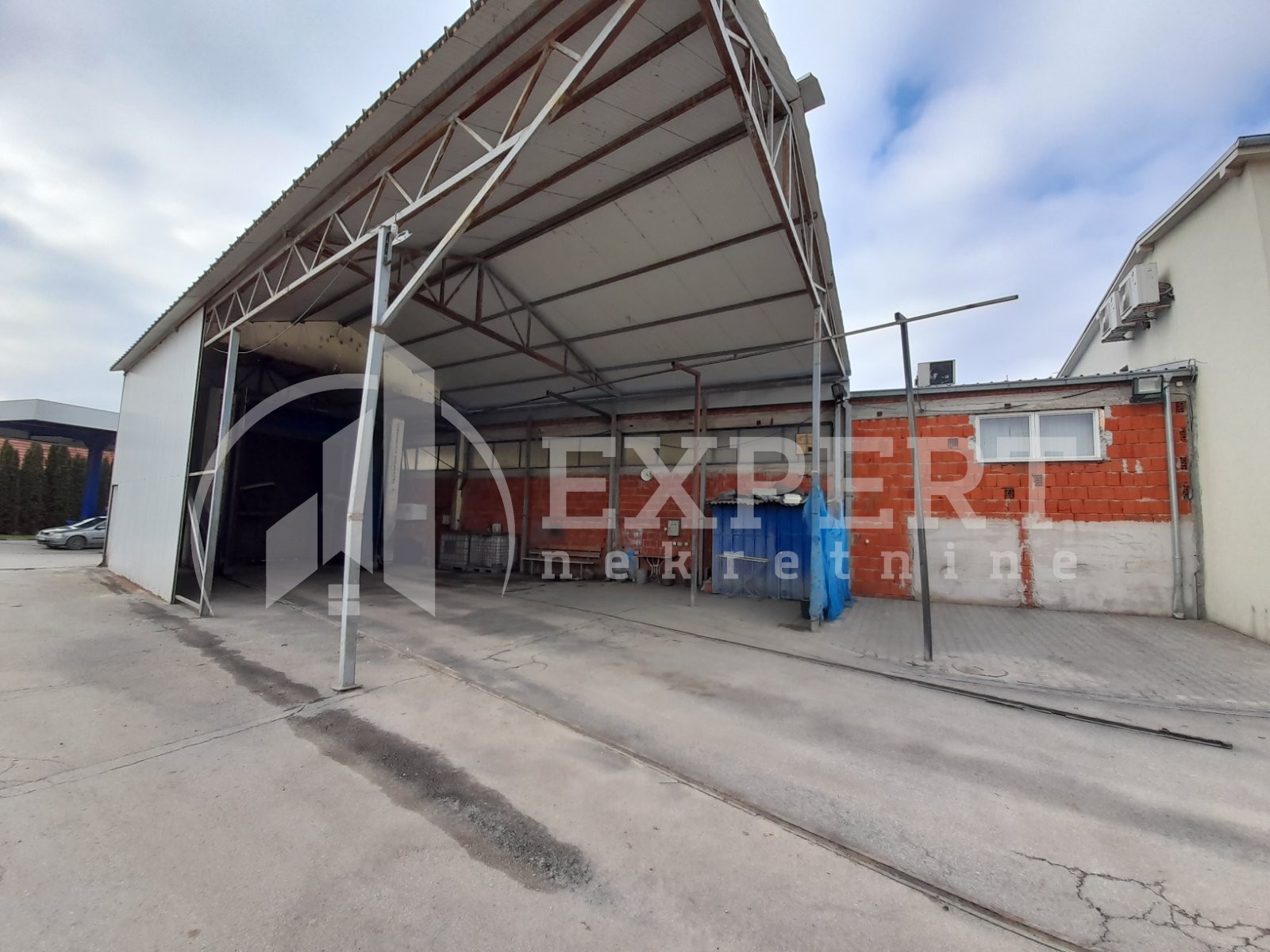 Lokal, 550 m2, Ćalije, Matejevački put ID: i-013306 1