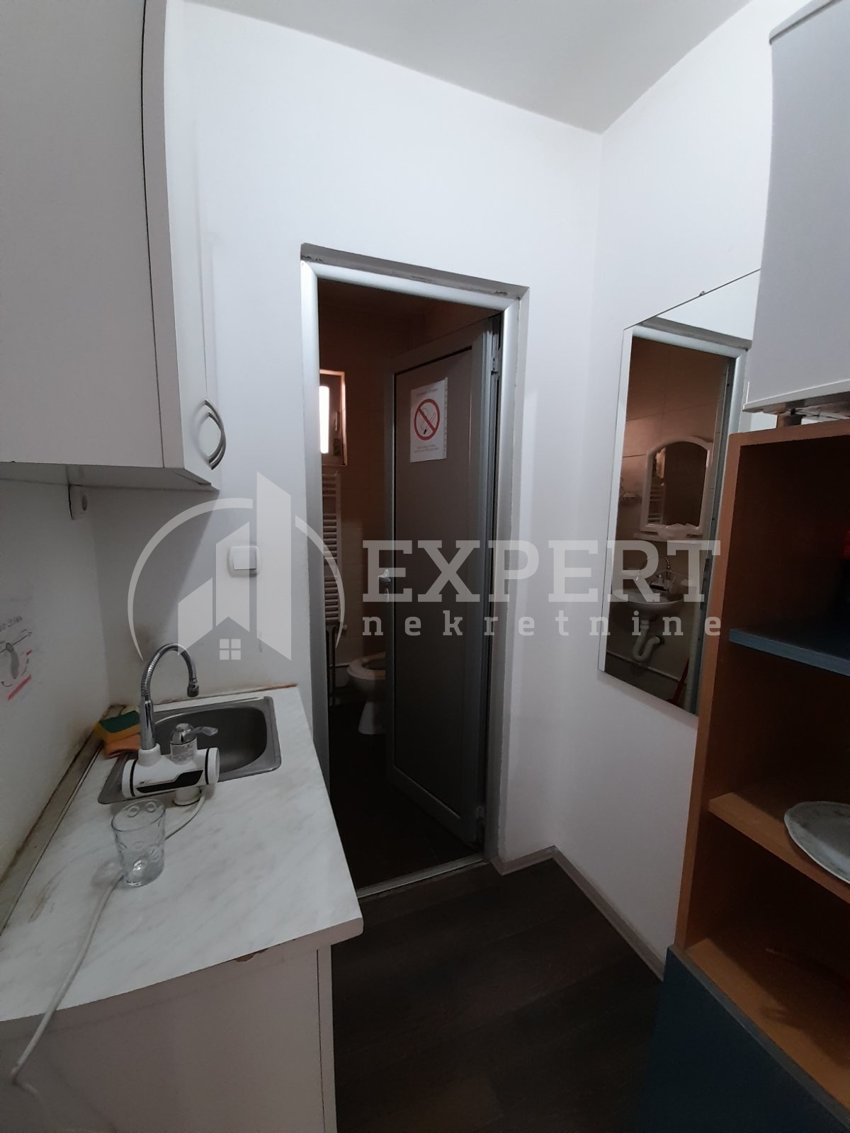 Lokal, 550 m2, Ćalije, Matejevački put ID: i-013306 8