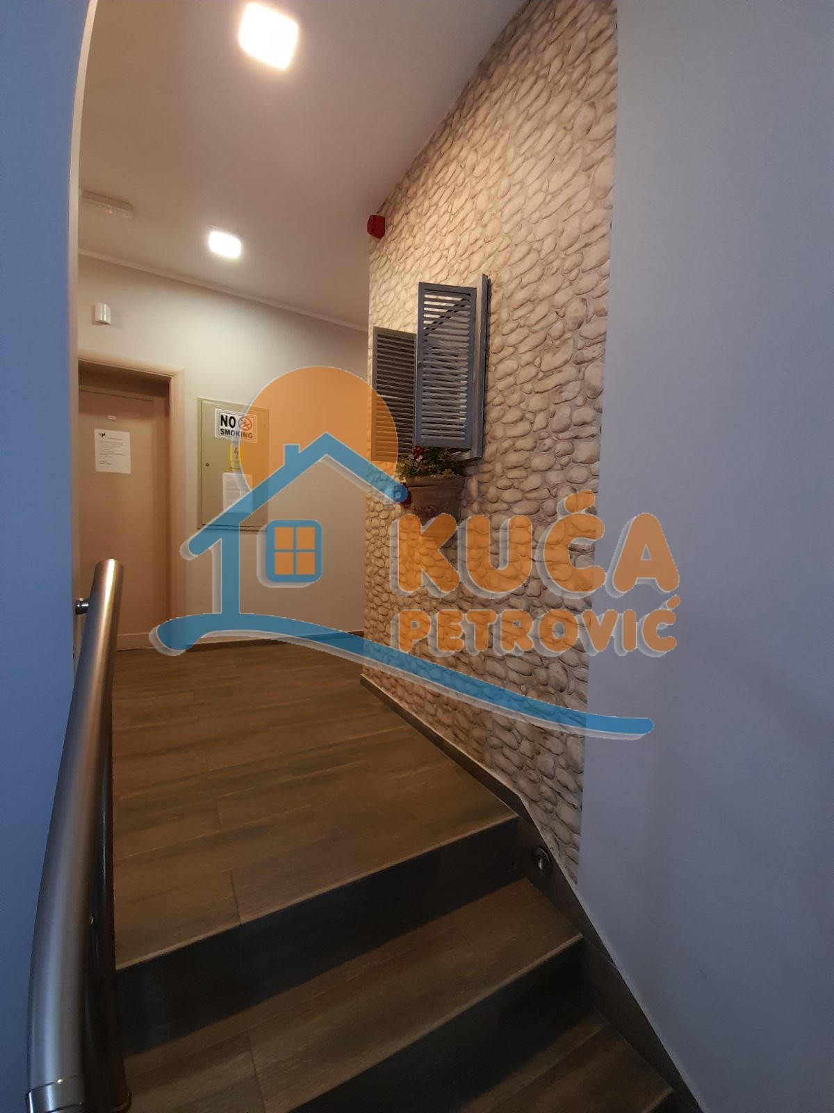 Lokal, 550 m2, Ćalije, Matejevački put ID: i-013306 13