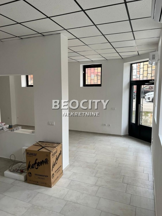 Lokal, 57 m2, Podbara, Milovana Glišića ID: 116237 1