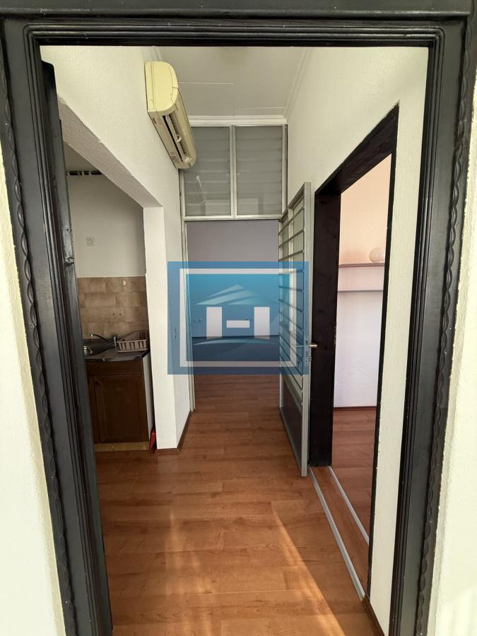 Na prodaju lokal u centru Ćuprije – idealan za vaš biznis! 5