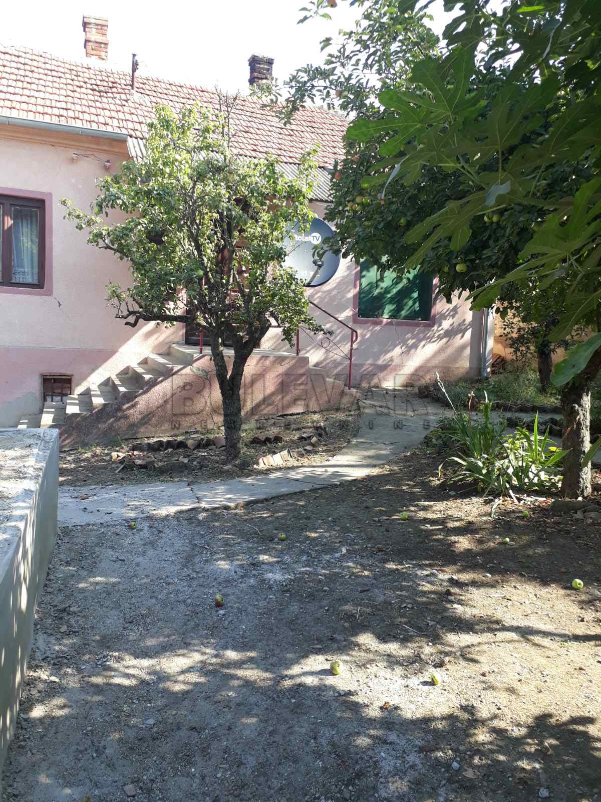 Dvosobna kuća, 37005 m2, Rujište ID: p-013354 3