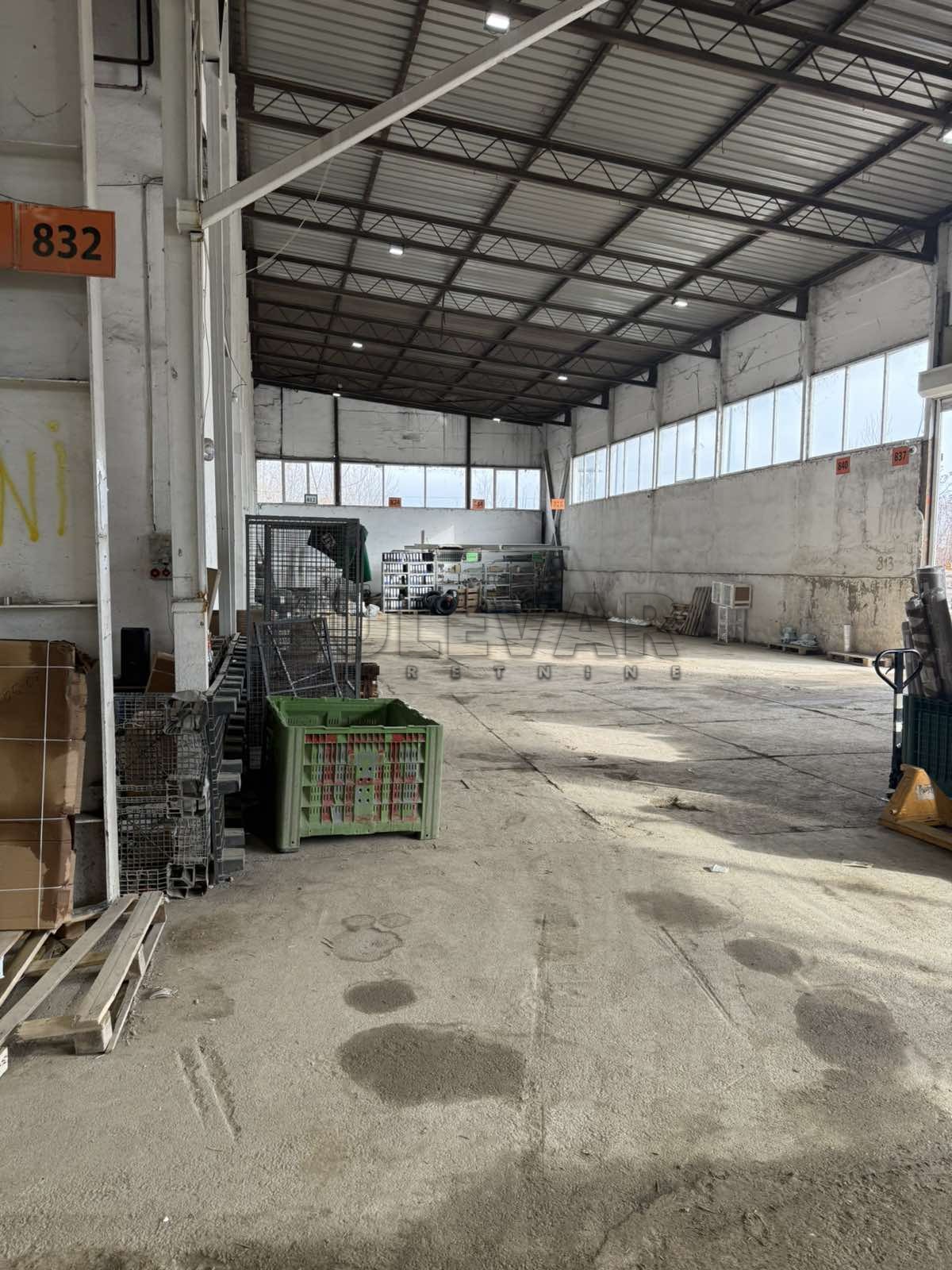 Lokal, 1500 m2, Čamurlija, Bulevar 12. februar ID: i-013212 4