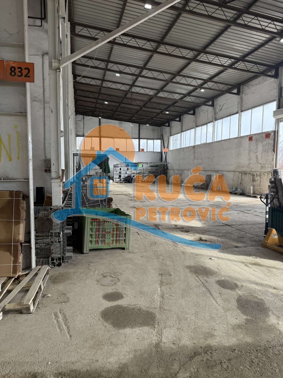 Lokal, 1500 m2, Čamurlija, Bulevar 12. februar ID: i-013212 4