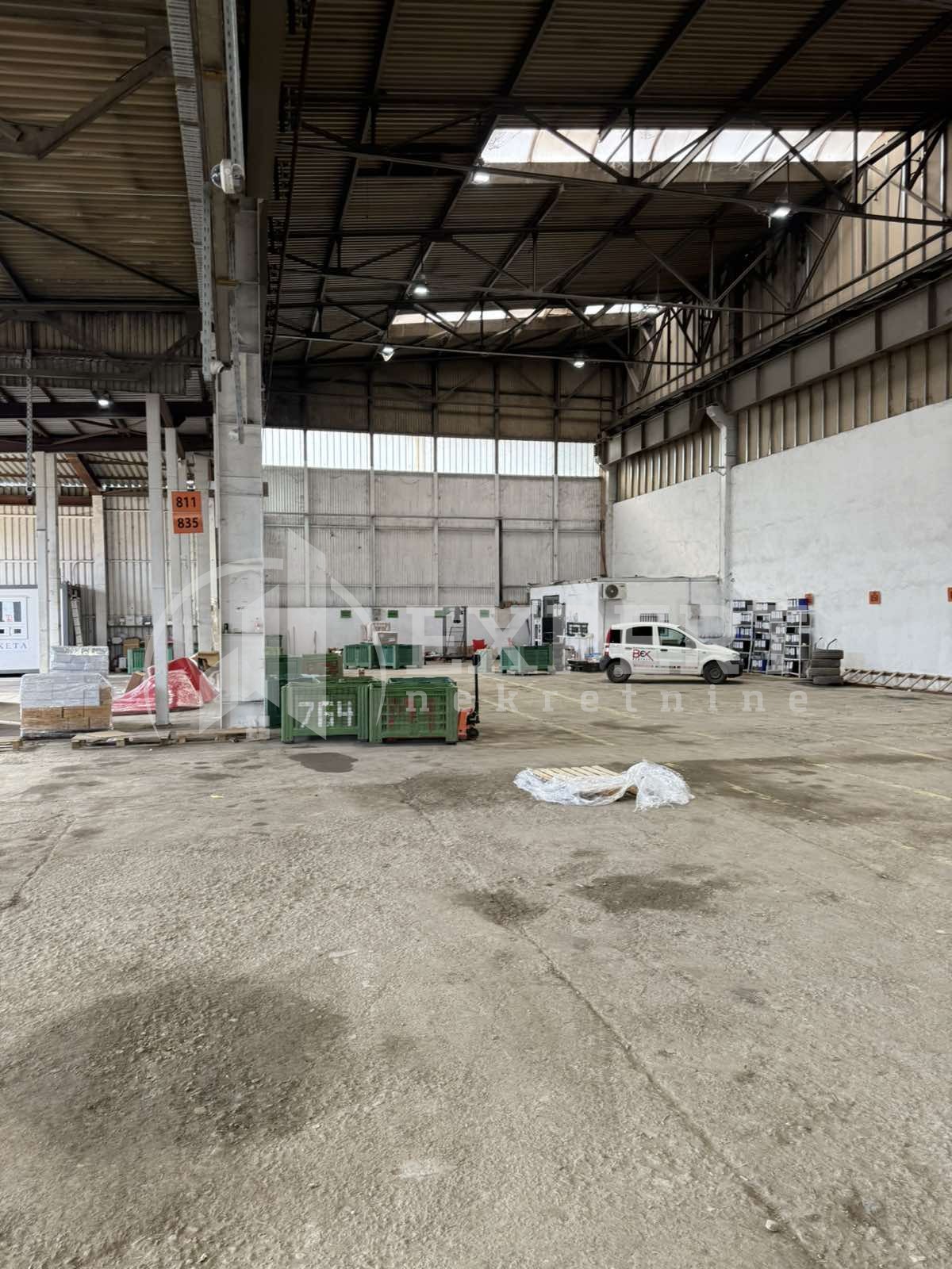 Lokal, 1500 m2, Čamurlija, Bulevar 12. februar ID: p-013210 4