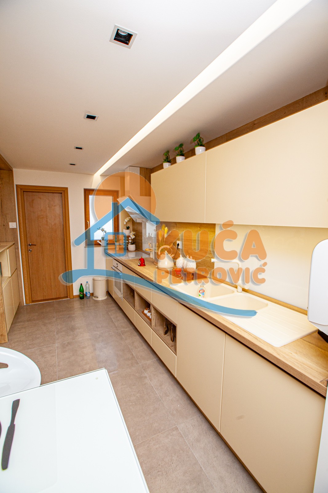 Trosoban stan, 116 m2, Centar, Svetozara Markovića ID: p-013349 12