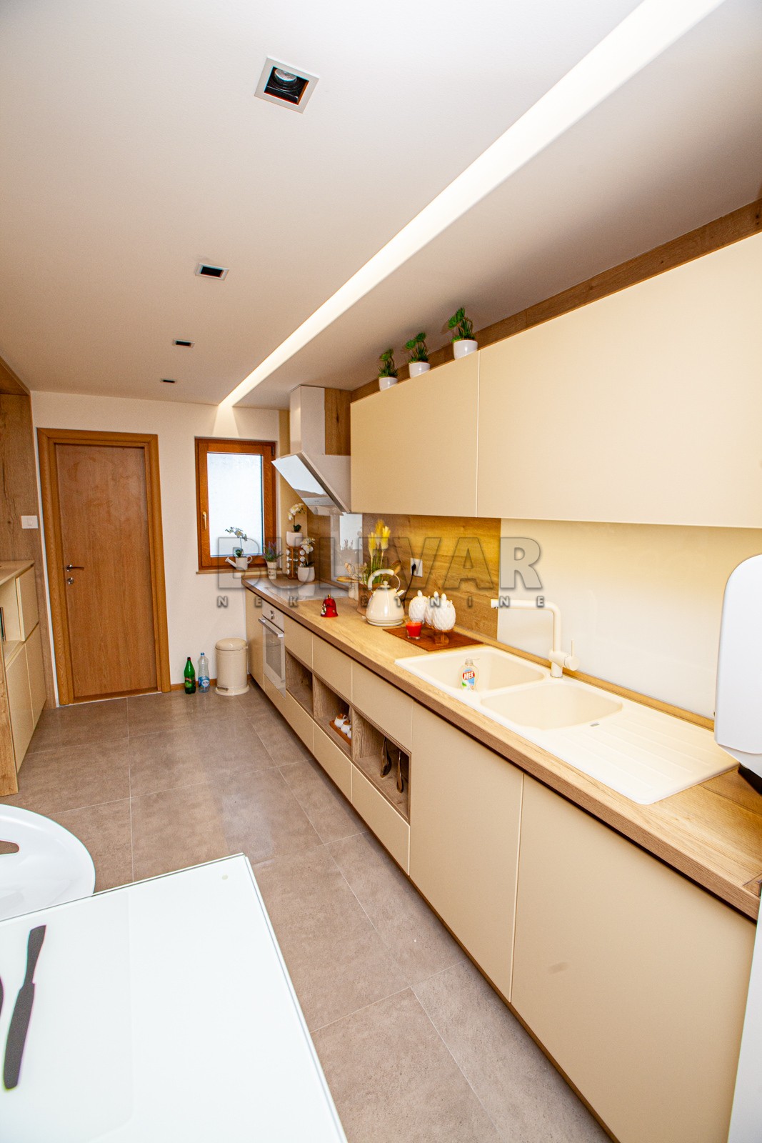 Trosoban stan, 116 m2, Centar, Svetozara Markovića ID: p-013349 12