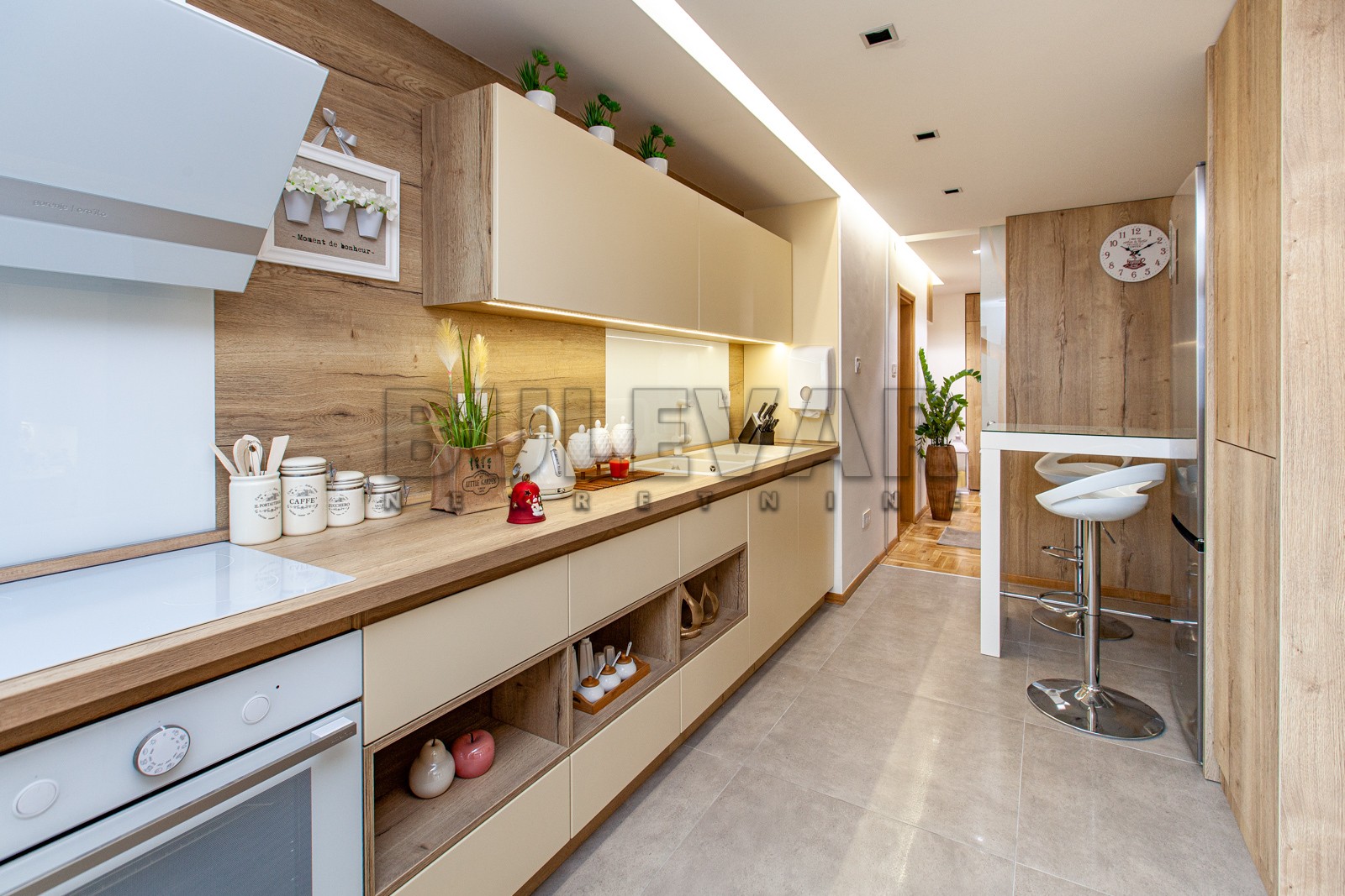 Trosoban stan, 116 m2, Centar, Svetozara Markovića ID: p-013349 14