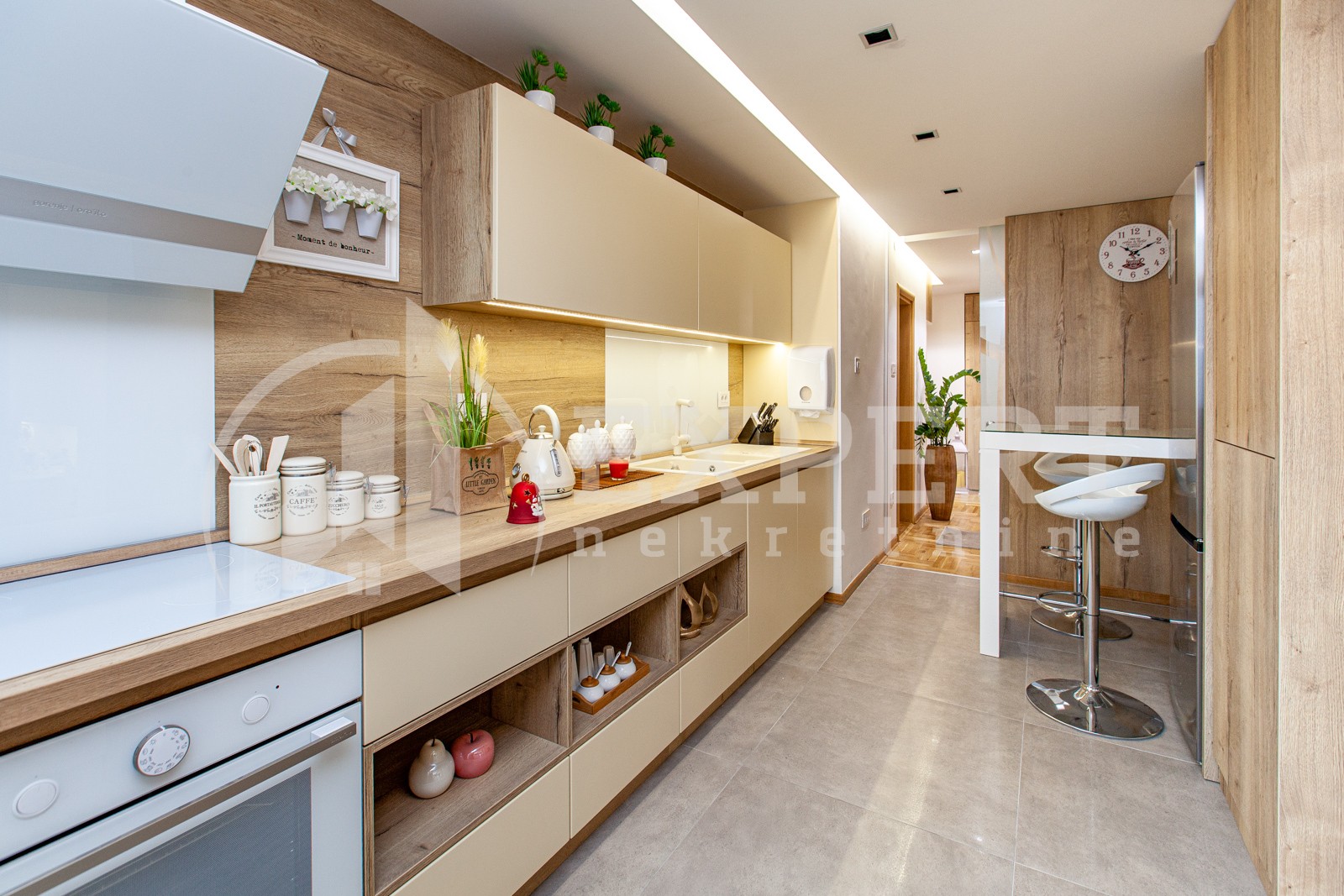 Trosoban stan, 116 m2, Centar, Svetozara Markovića ID: p-013349 14