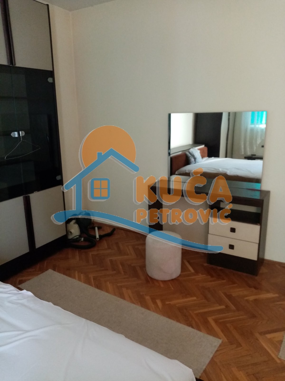 Dvosoban stan, 61 m2, Vojna bolnica, Dušana Trivunca ID: i-06251 4