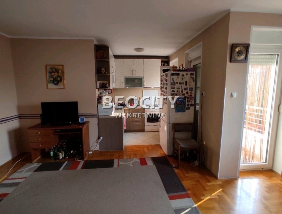 Trosoban stan, 70 m2, Telep, Šarplaninska ID: 116323 3