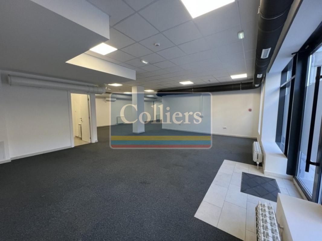 Čukarica, Banovo brdo, Bore Markovica, Lokal, 139.00m2, 2400 EUR 3