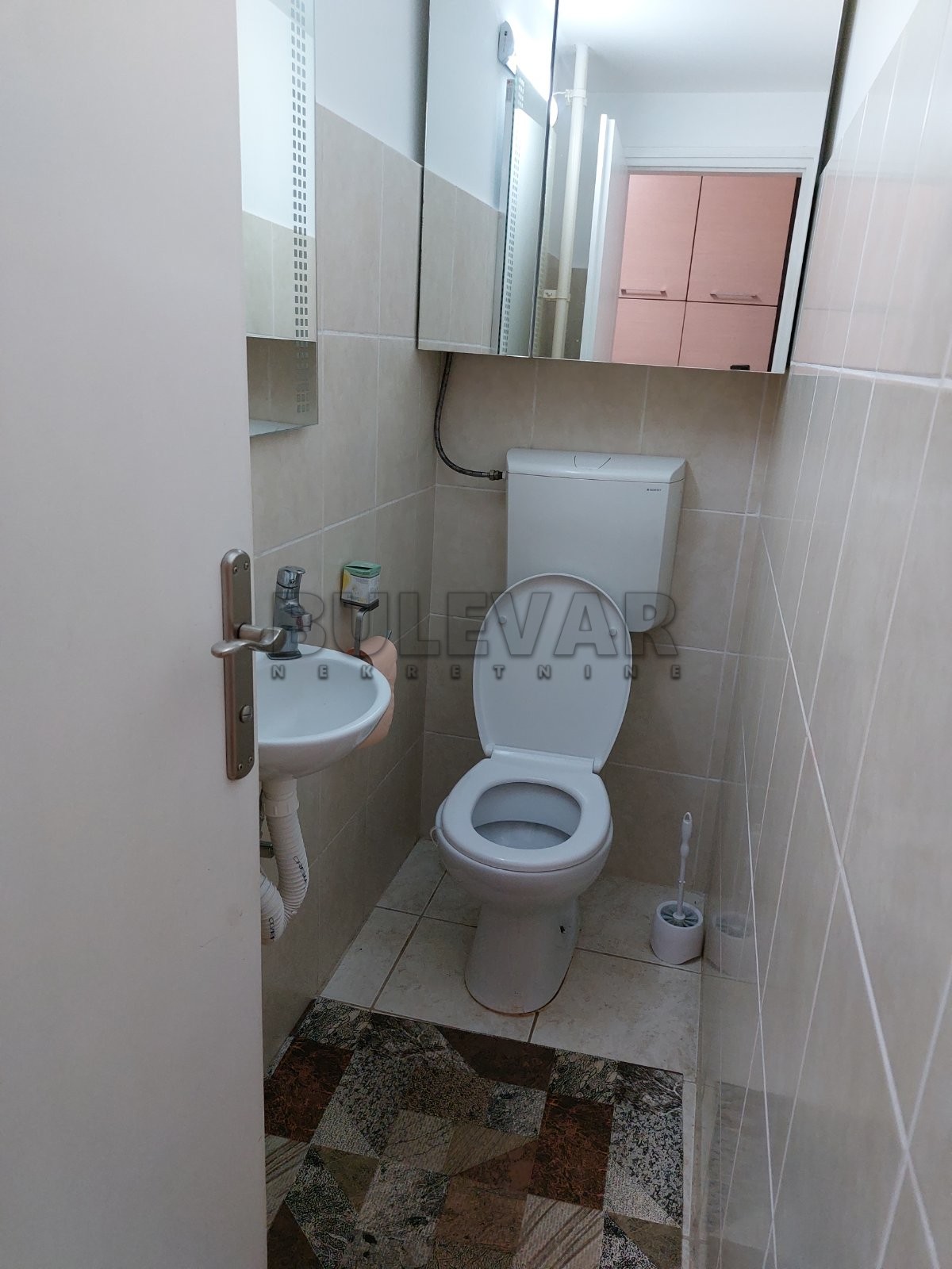 Dvosoban stan, 64 m2, Obilićev Venac, Jovana Ristića ID: i-06597 14