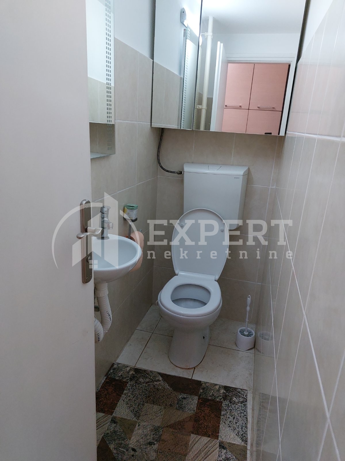 Dvosoban stan, 64 m2, Obilićev Venac, Jovana Ristića ID: i-06597 14