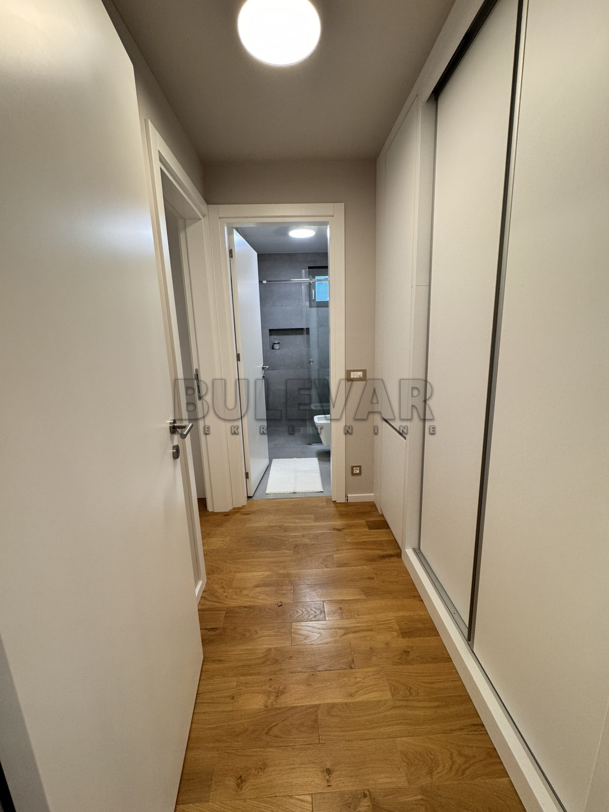 četvorosoban stan, 76 m2, Medijana, Bulevar Nemanjića ID: i-013343 16