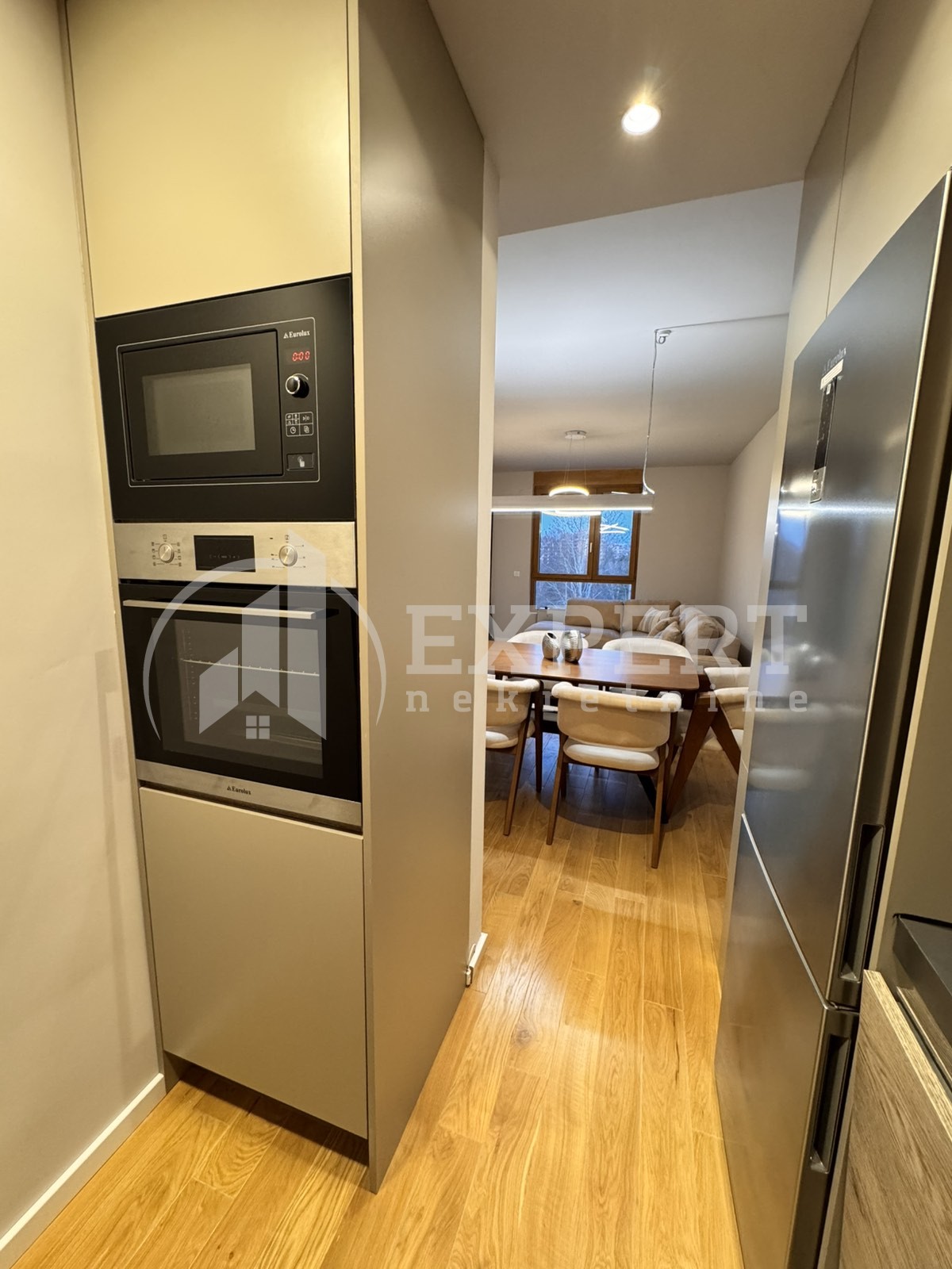 četvorosoban stan, 76 m2, Medijana, Bulevar Nemanjića ID: i-013343 8