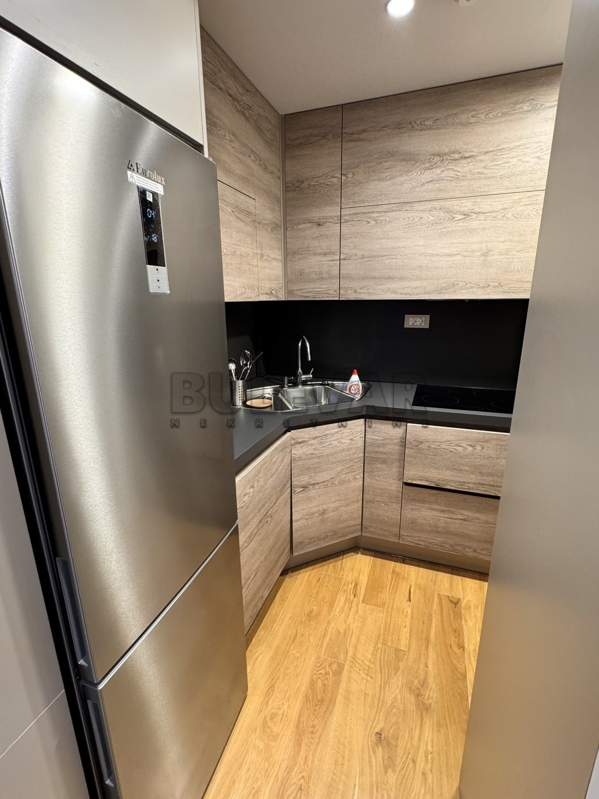 četvorosoban stan, 76 m2, Medijana, Bulevar Nemanjića ID: i-013343 5