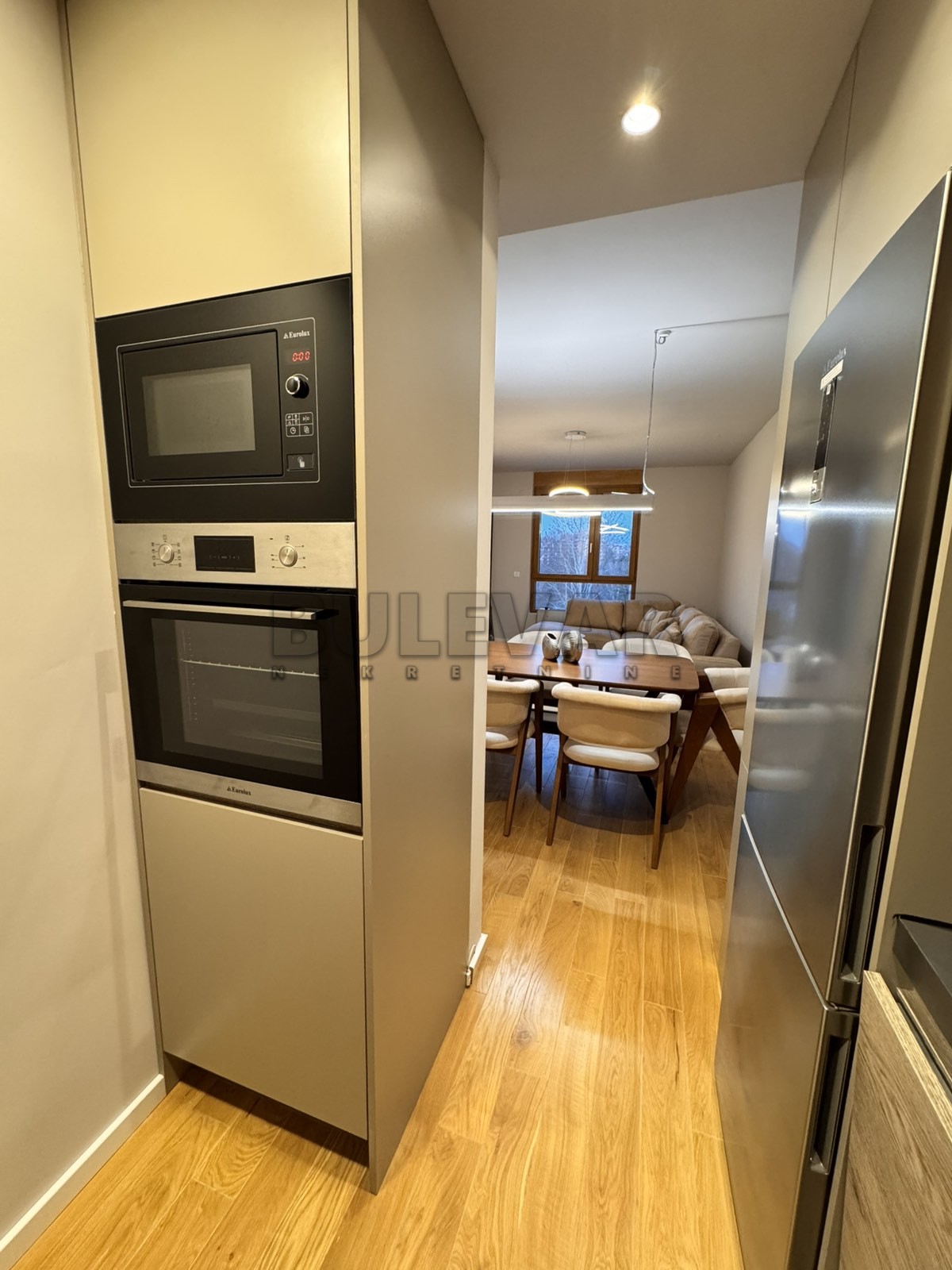 četvorosoban stan, 76 m2, Medijana, Bulevar Nemanjića ID: i-013343 8