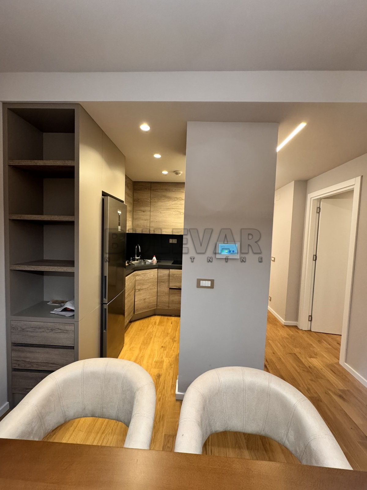 četvorosoban stan, 76 m2, Medijana, Bulevar Nemanjića ID: i-013343 9