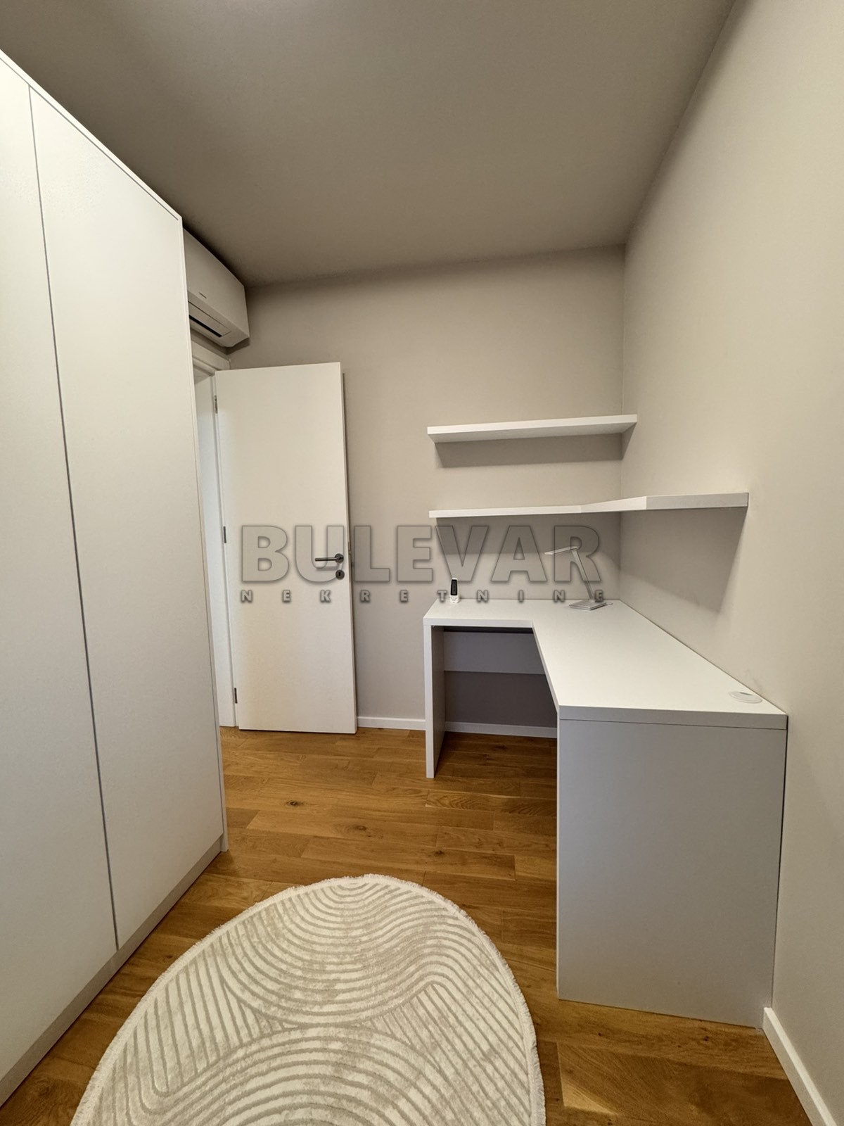 četvorosoban stan, 76 m2, Medijana, Bulevar Nemanjića ID: i-013343 13