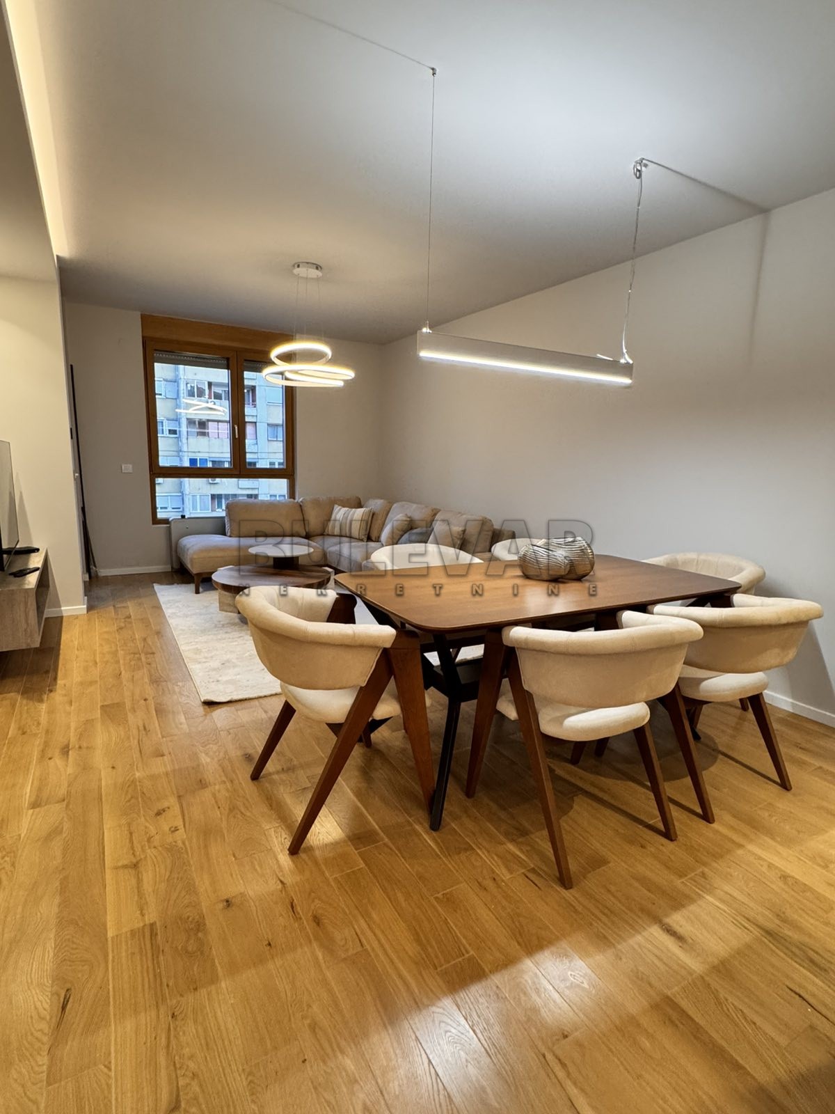 četvorosoban stan, 76 m2, Medijana, Bulevar Nemanjića ID: i-013343 2