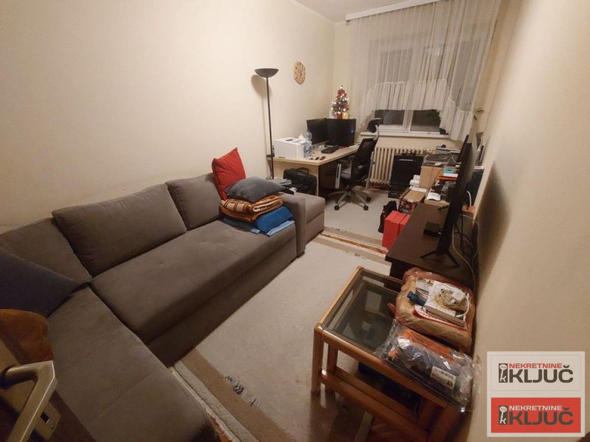 SOMBORSKI BULEVAR, 94m2, Četvorosoban, Fasadna cigla 5