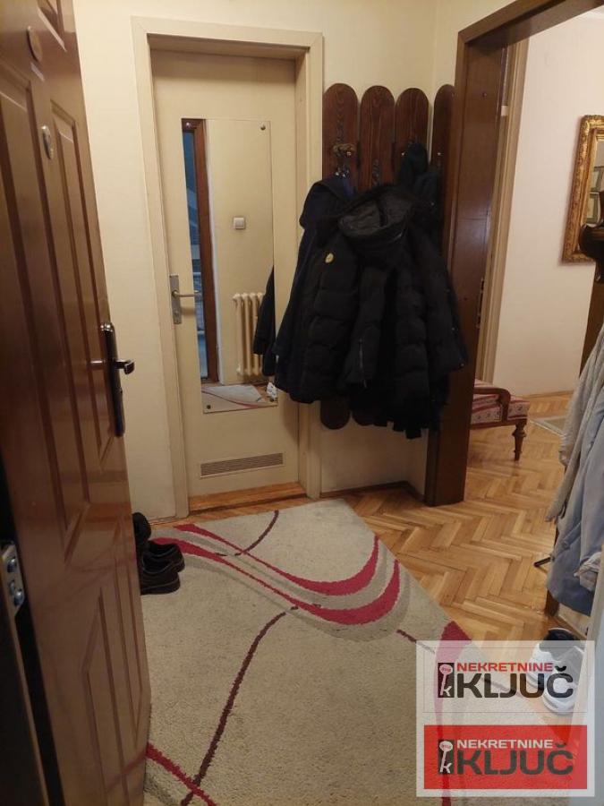 SOMBORSKI BULEVAR, 94m2, Četvorosoban, Fasadna cigla 12