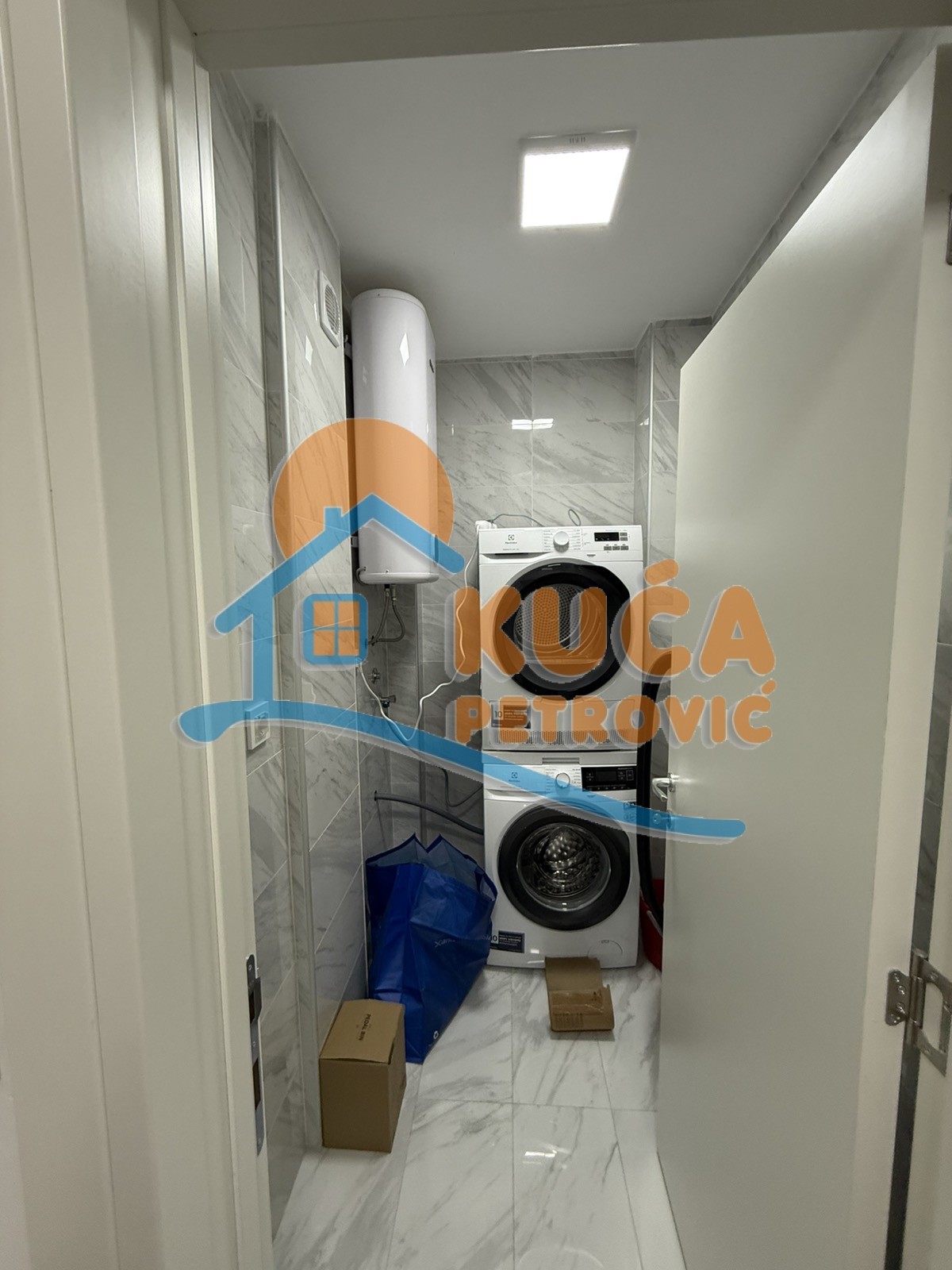 Jednosoban stan, 60 m2, Centar, Vožda Karađorđa ID: i-013387 11