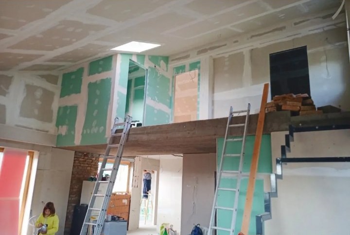 Prodajem kucu u Krcedinu 3