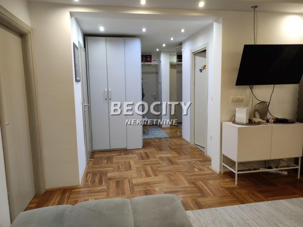 četvorosoban stan, 85 m2, Grbavica, Milana Simovića ID: 115932 4