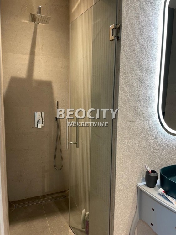 Dvosoban stan, 49 m2, Novi Sad, Trg slobode ID: 115729 9