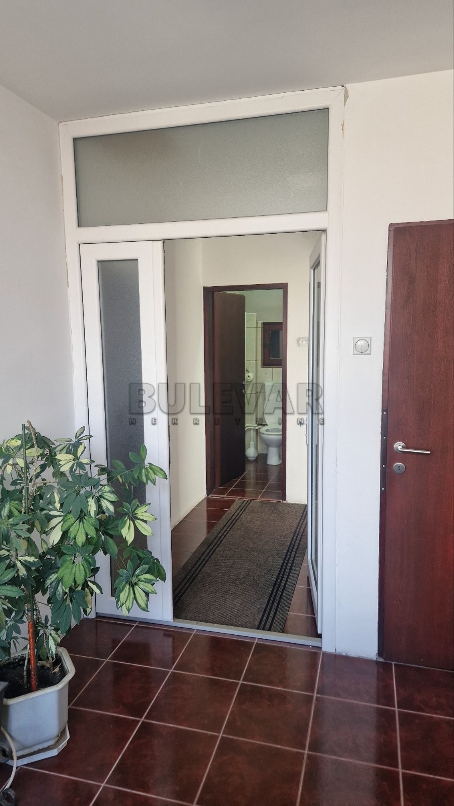 Lokal, 90 m2, Palilula, Topličkog partizanskog odreda ID: i-013397 9