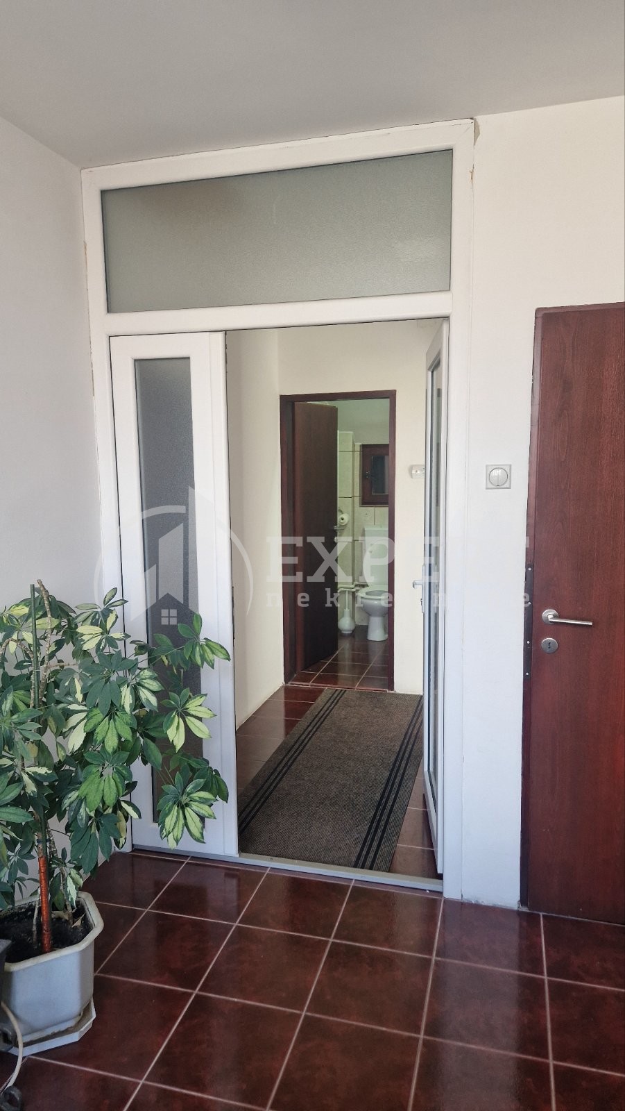 Lokal, 90 m2, Palilula, Topličkog partizanskog odreda ID: i-013397 9