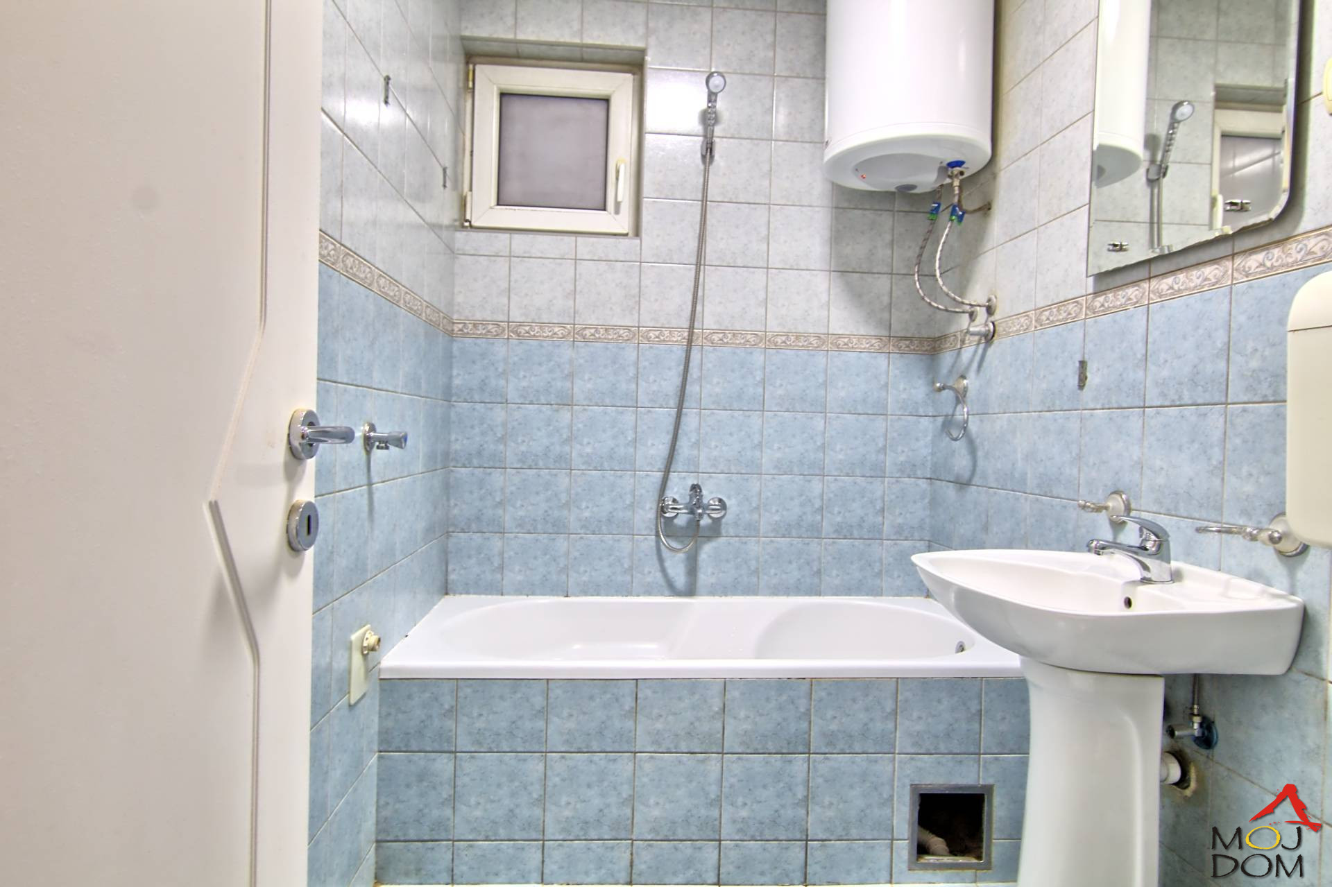 Stan,NOVI SAD,BULEVAR,kv: 44, € 139000, ID: 1029610 3