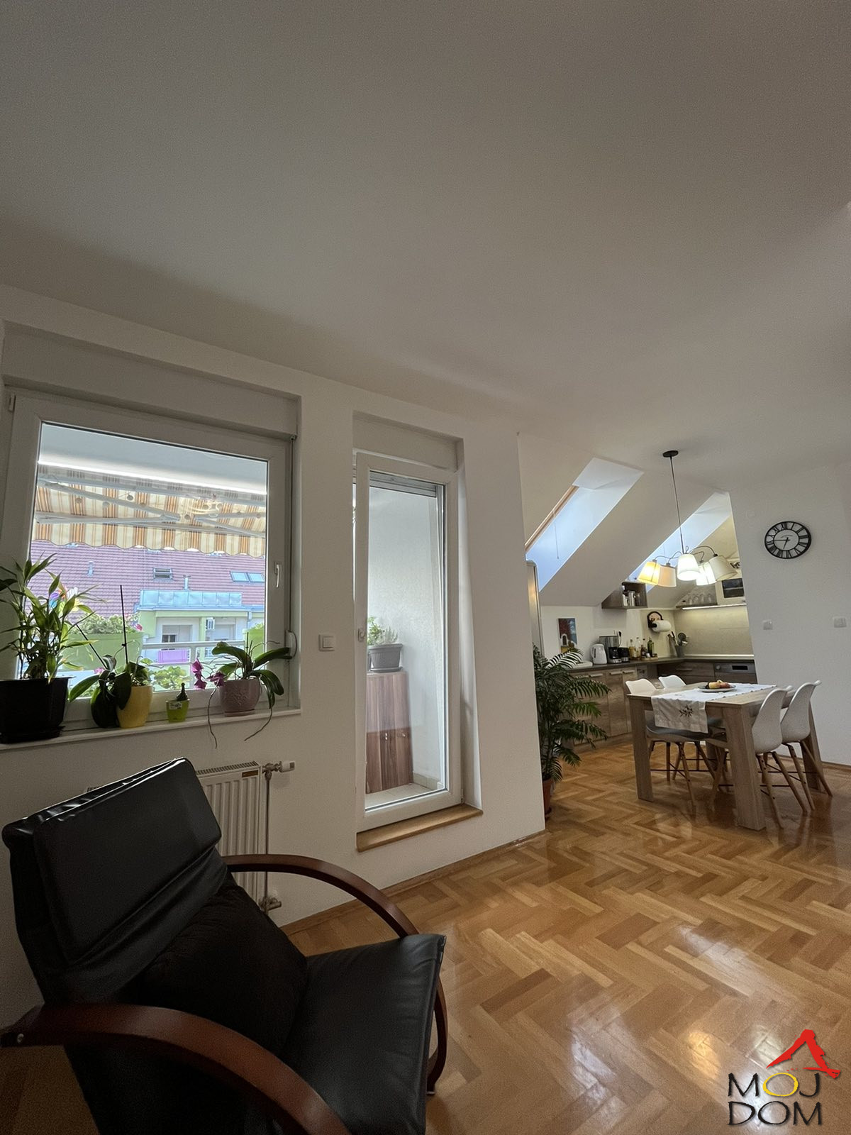 Stan,NOVI SAD,SOMBORSKI BULEVAR,kv: 77, € 178000, ID: 1029148 3