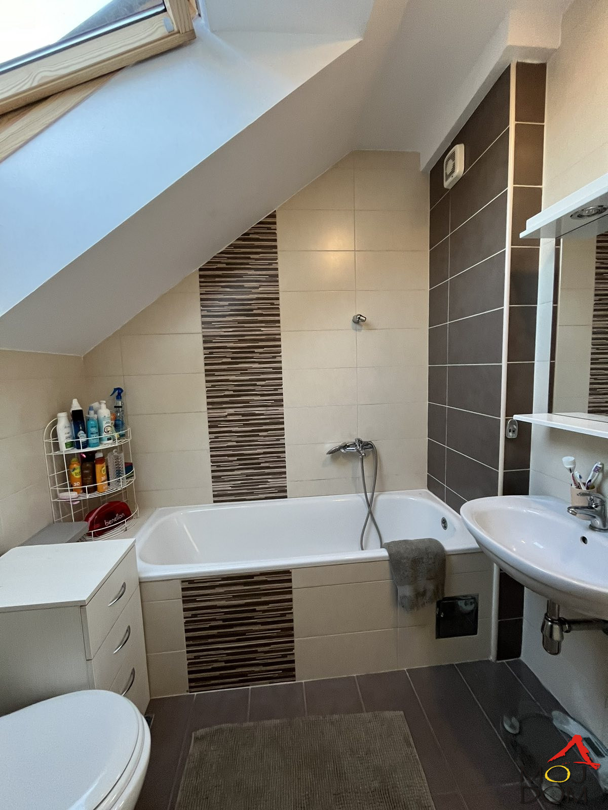 Stan,NOVI SAD,SOMBORSKI BULEVAR,kv: 77, € 178000, ID: 1029148 23