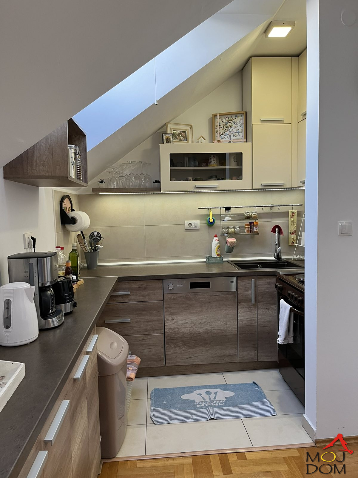 Stan,NOVI SAD,SOMBORSKI BULEVAR,kv: 77, € 178000, ID: 1029148 5