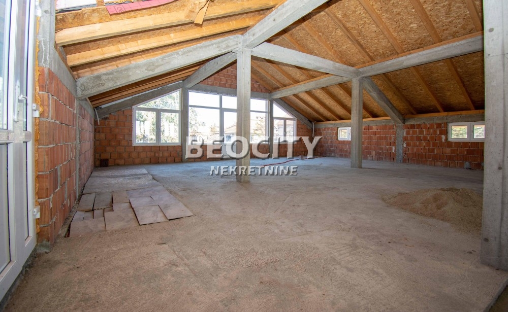 Trosoban stan, 200 m2, Sremčica, Beogradska ID: 103883 1