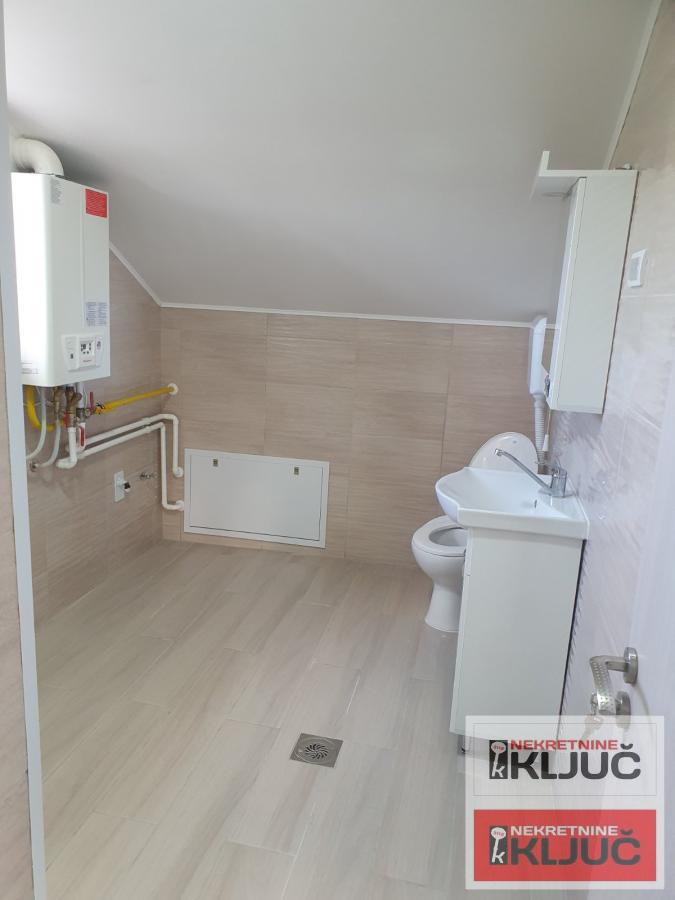 KLISA, 71m2, Trosoban, Prazan, Useljiv 9