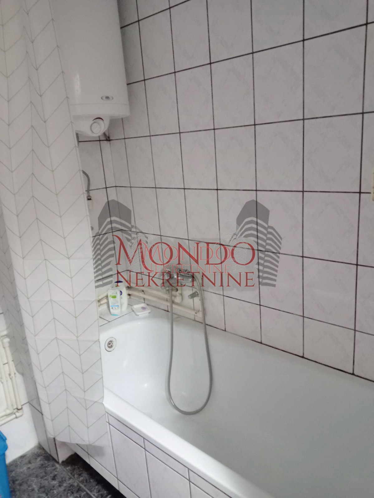 Dvoiposoban stan kod medicnskog fakulteta 10