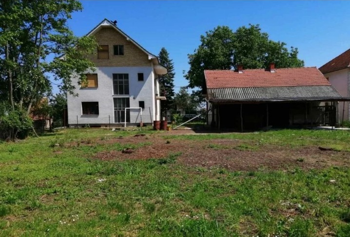 Kuca na prodaju Mladenovac 2