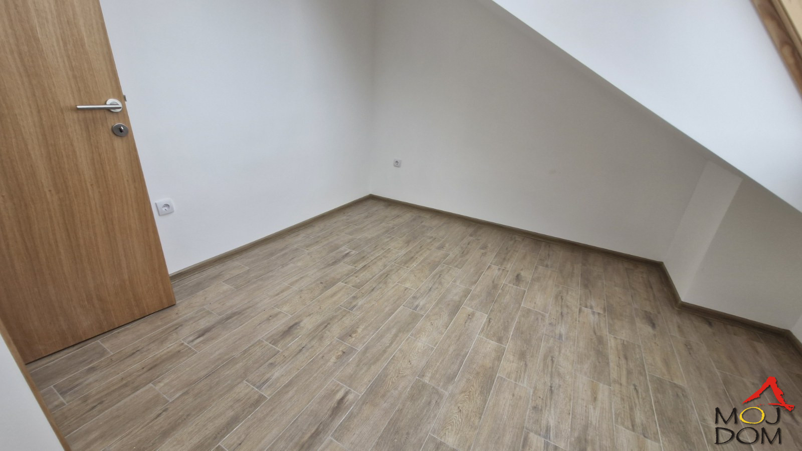 Stan,NOVI SAD,ŠARENGRAD,kv: 100, € 139000, ID: 1029623 10