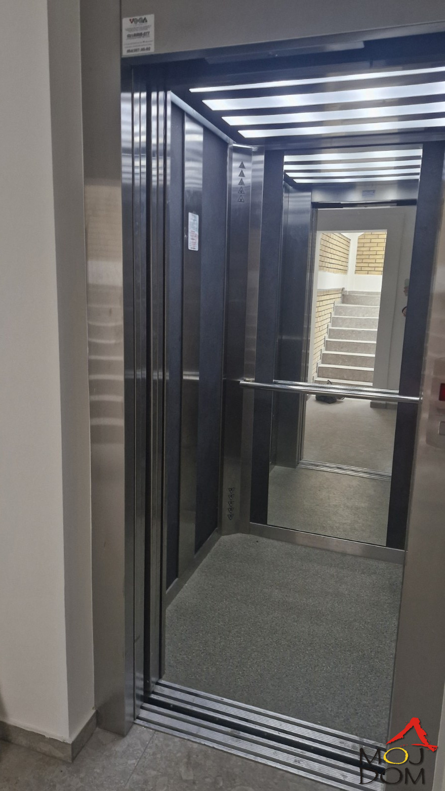 Stan,NOVI SAD,ŠARENGRAD,kv: 100, € 139000, ID: 1029623 23