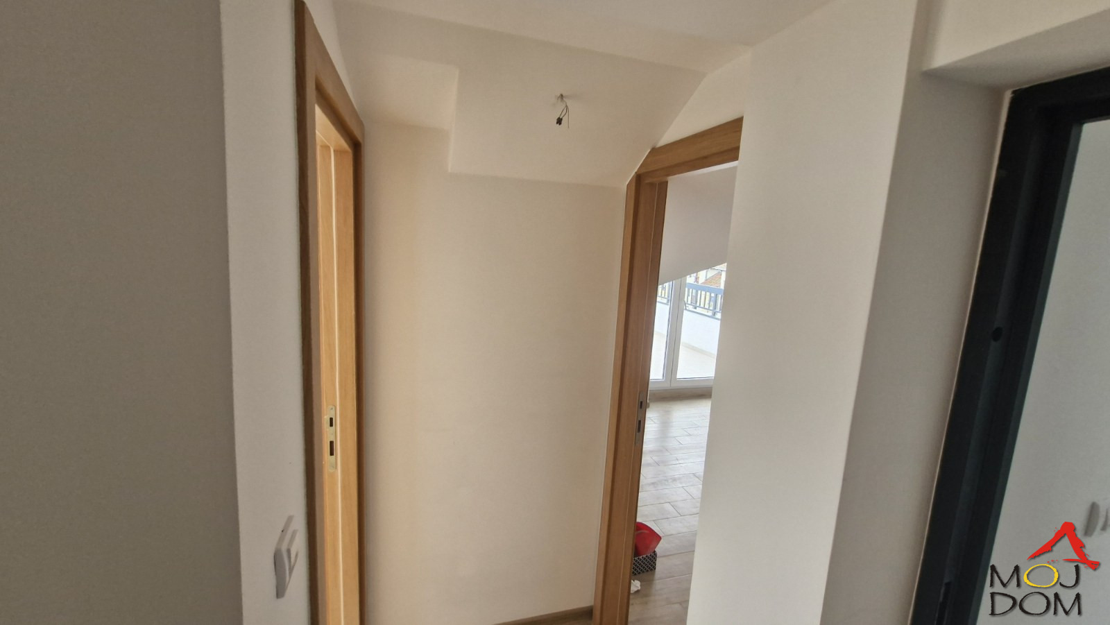 Stan,NOVI SAD,ŠARENGRAD,kv: 100, € 139000, ID: 1029623 15