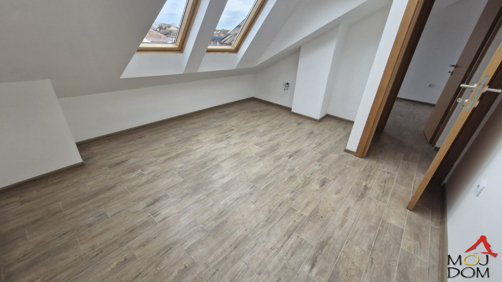 Stan,NOVI SAD,ŠARENGRAD,kv: 100, € 139000, ID: 1029623 11