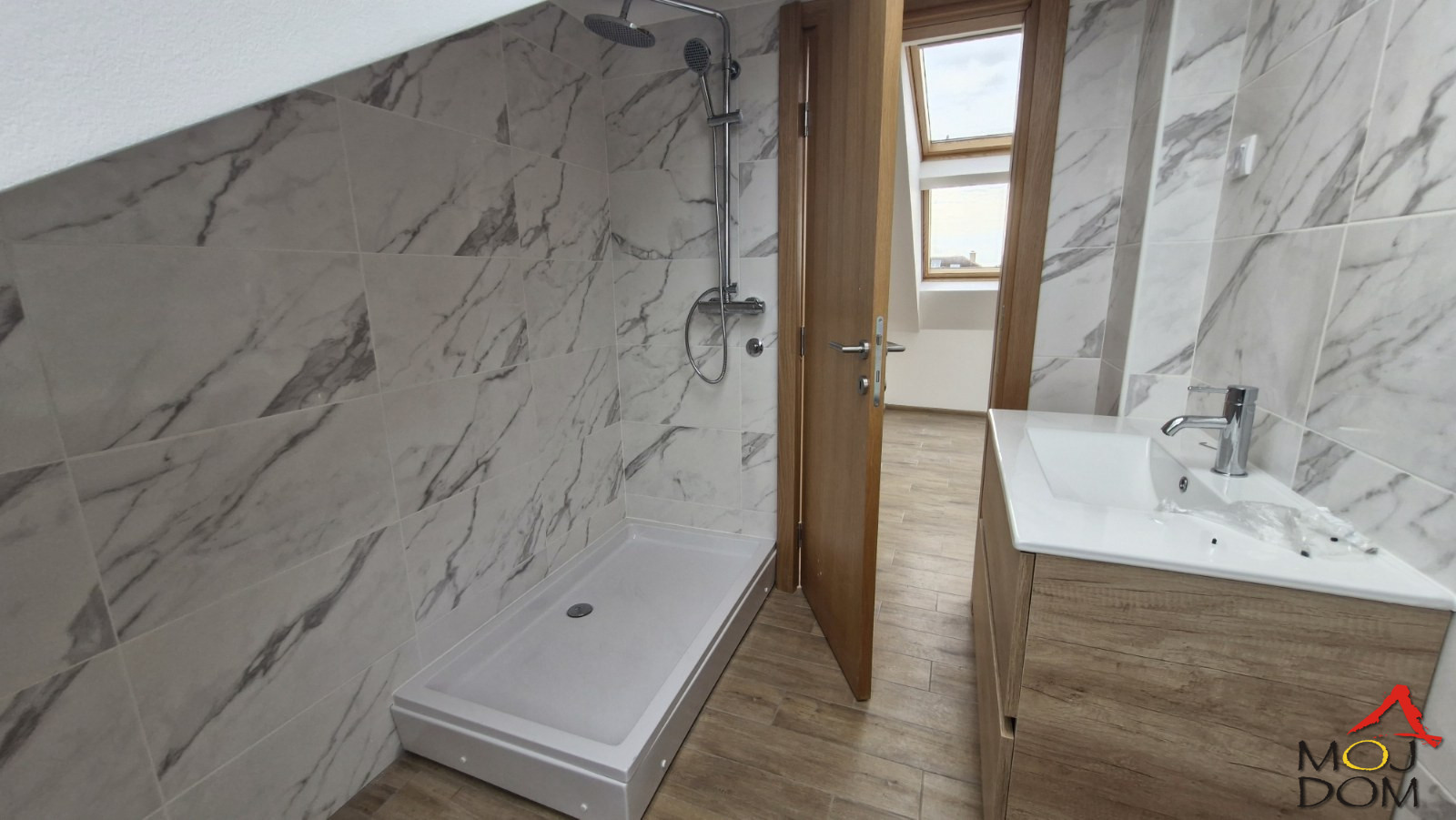 Stan,NOVI SAD,ŠARENGRAD,kv: 100, € 139000, ID: 1029623 17