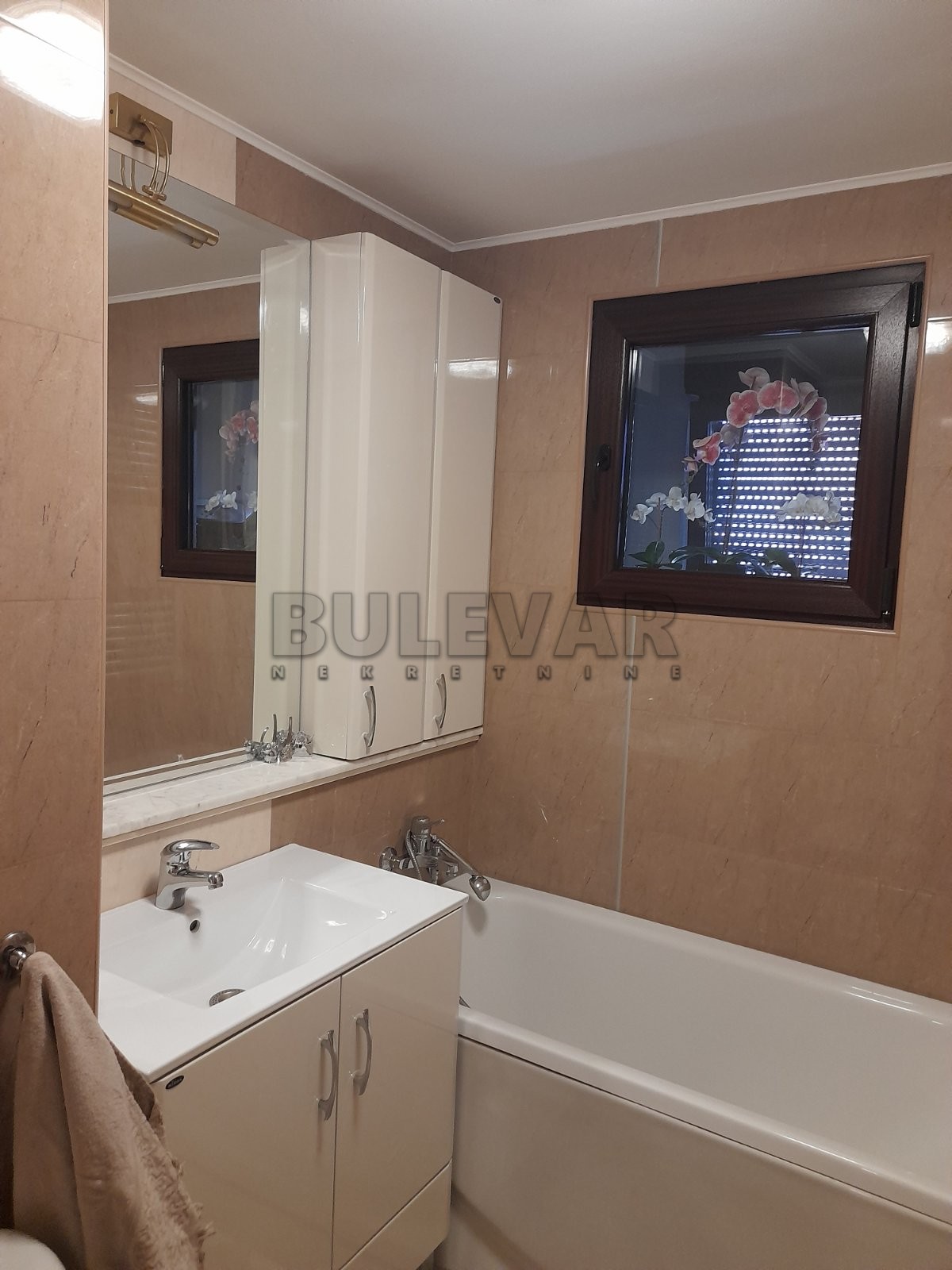 četvorosoban stan, 151 m2, Vašarište, Kralja Milana IV ID: p-013429 9