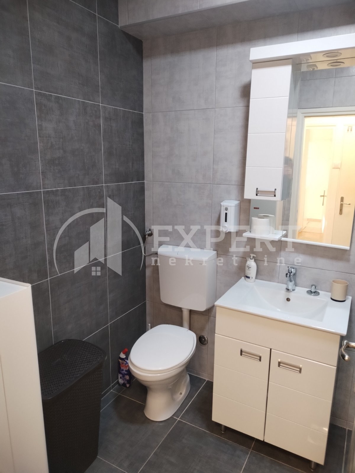 Jednosoban stan, 45 m2, Centar, Strahinjića Bana ID: i-013430 12