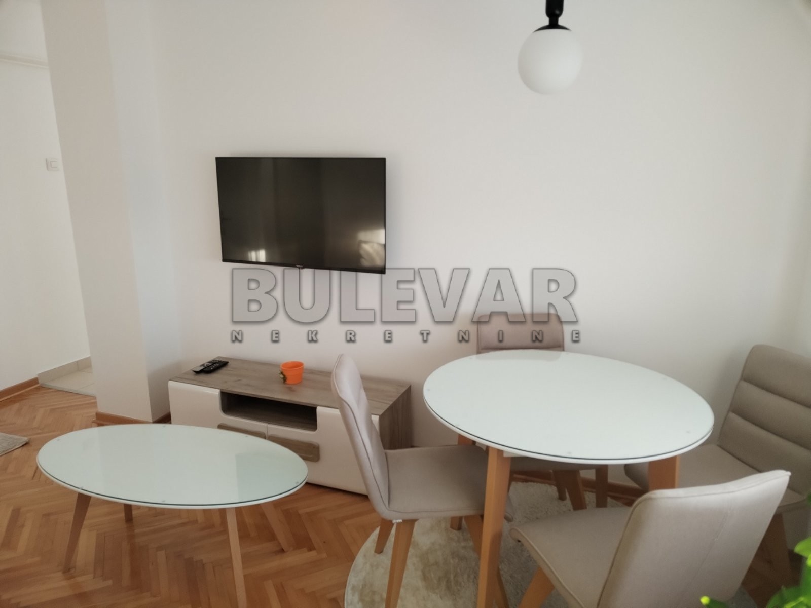 Jednosoban stan, 45 m2, Centar, Strahinjića Bana ID: i-013430 4